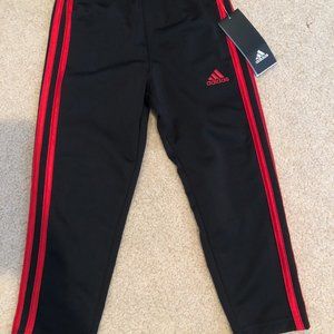 ADIDAS BOYS 4 BLACK RED STRIPE SWEATPANTS NWT